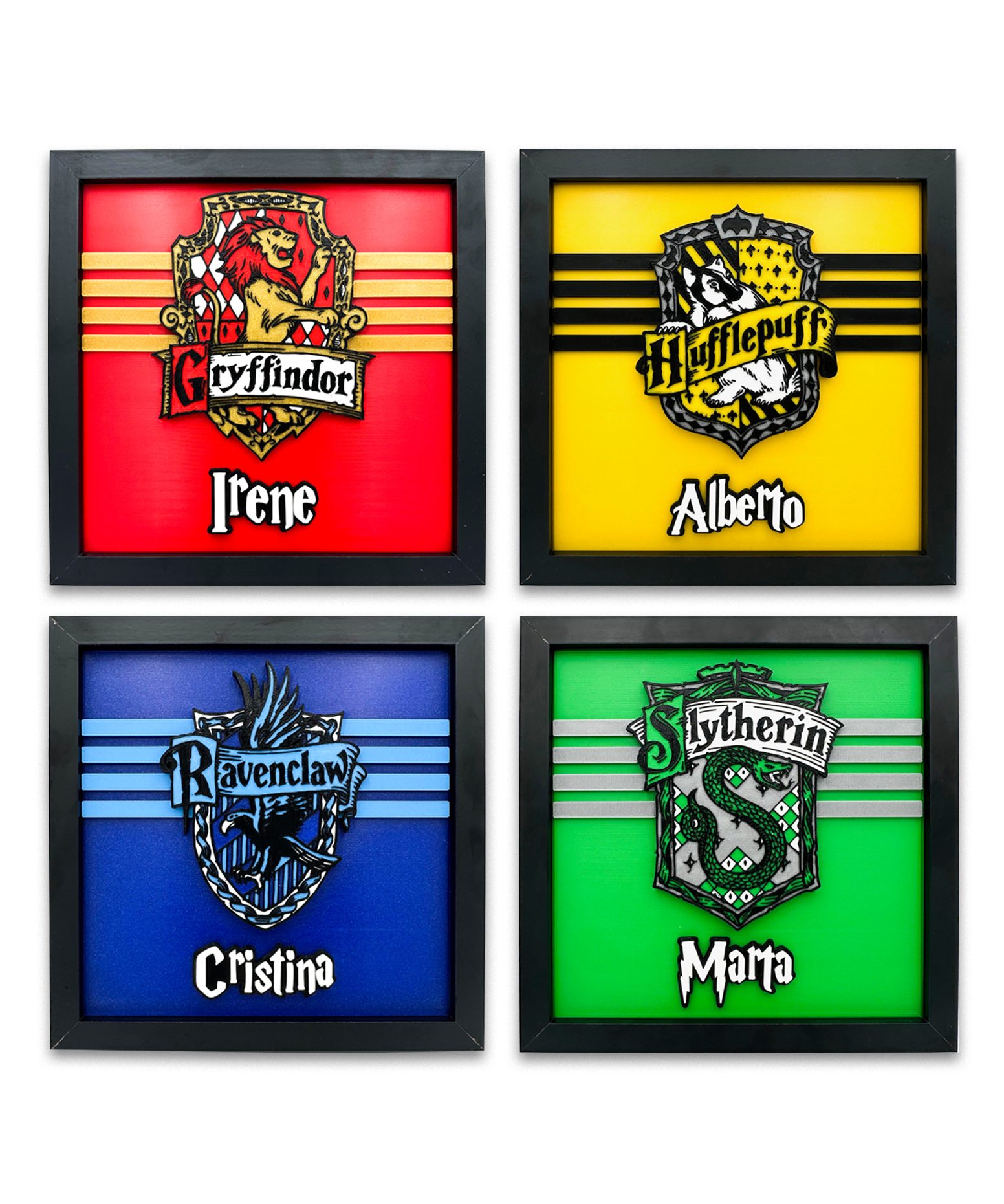 Detalle de opciones de marcos 3D de casas de Hogwarts con distintos colores.