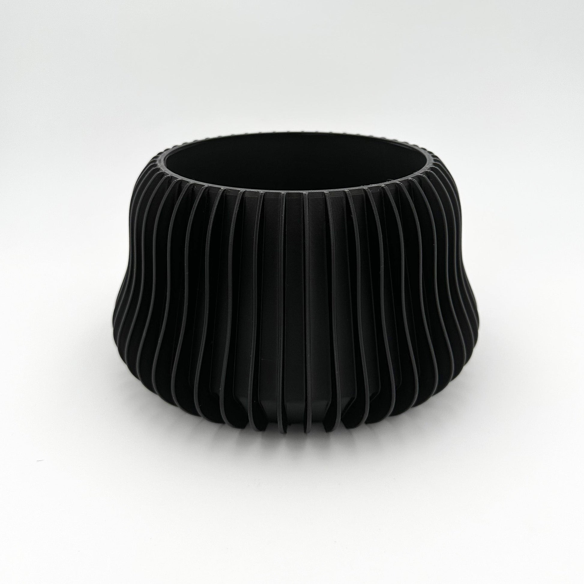 Modern Decorative Planter - Altea - Moldea Estudio