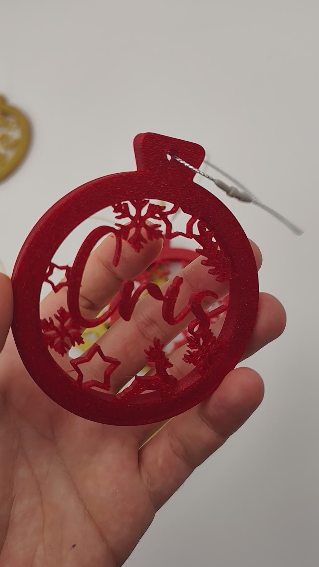 Bolas de Navidad Personalizadas – Rojo o Dorado Premium